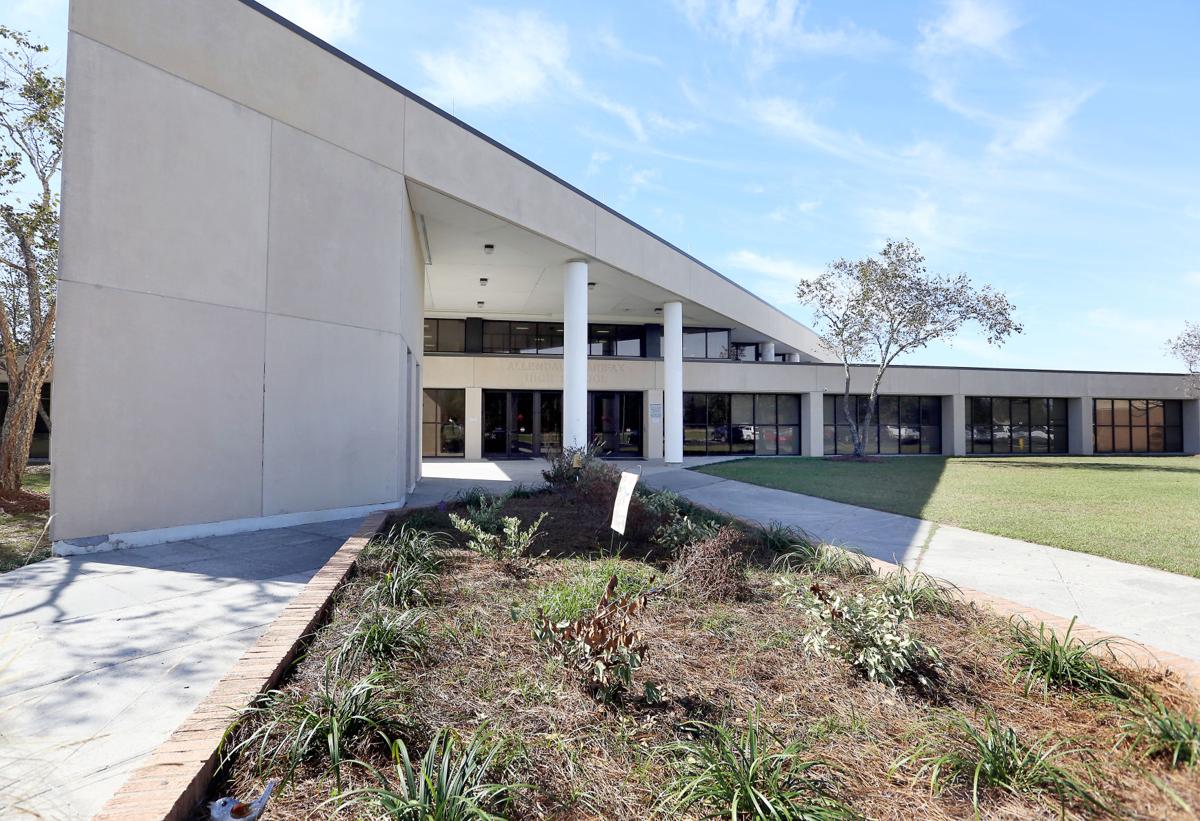 SC schools chief tries to turn around 3 failing districts despite