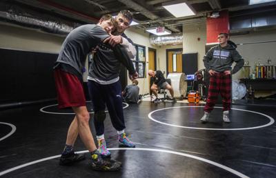 Wando Or Oceanside Mount Pleasant Twins Wrestle For One School Played Football For Other Sports Postandcourier Com