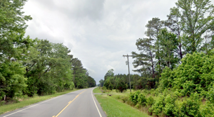 Plane crashes near SC highway. Federal authorities are investigating.