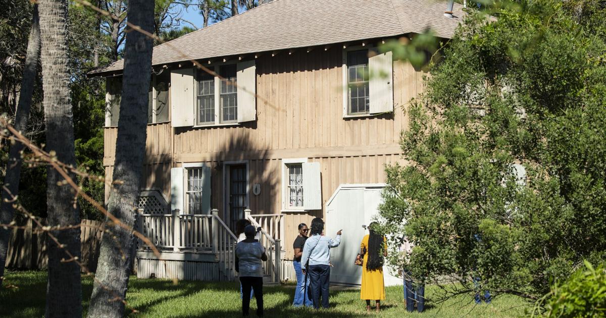 Porgy House on Folly Beach gets historical marker. Plus, ‘false fall’ hits ...