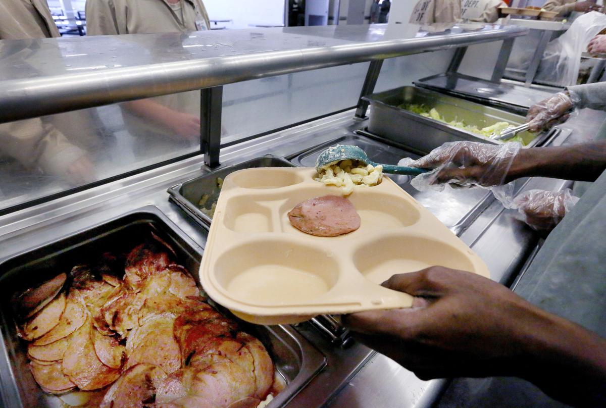 Feeding The Prison System Some Inmates Buy Way Around Institutional Cooking Food 9776