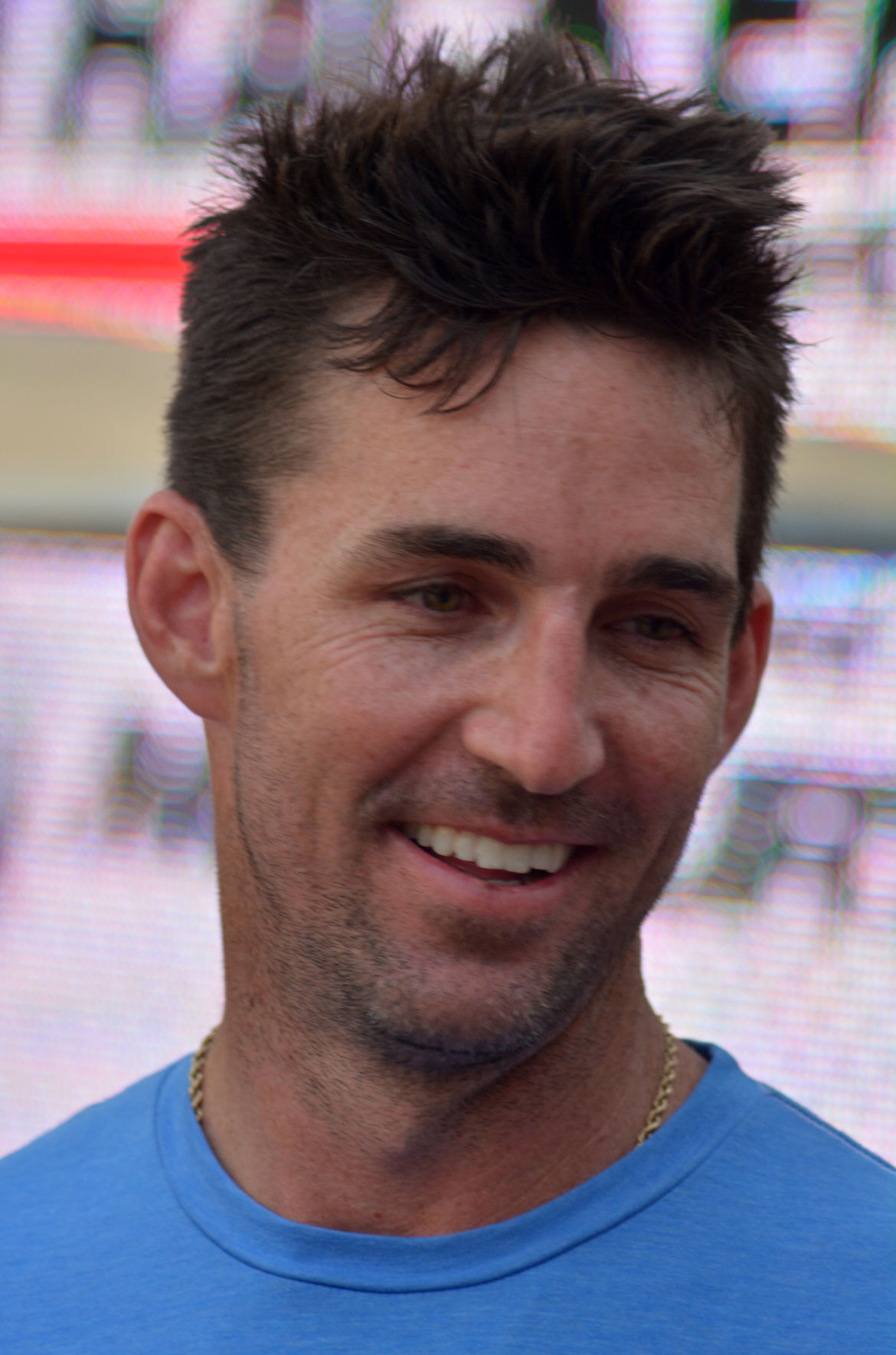 thousands greet jake owen srp park news thousands greet jake owen srp park news