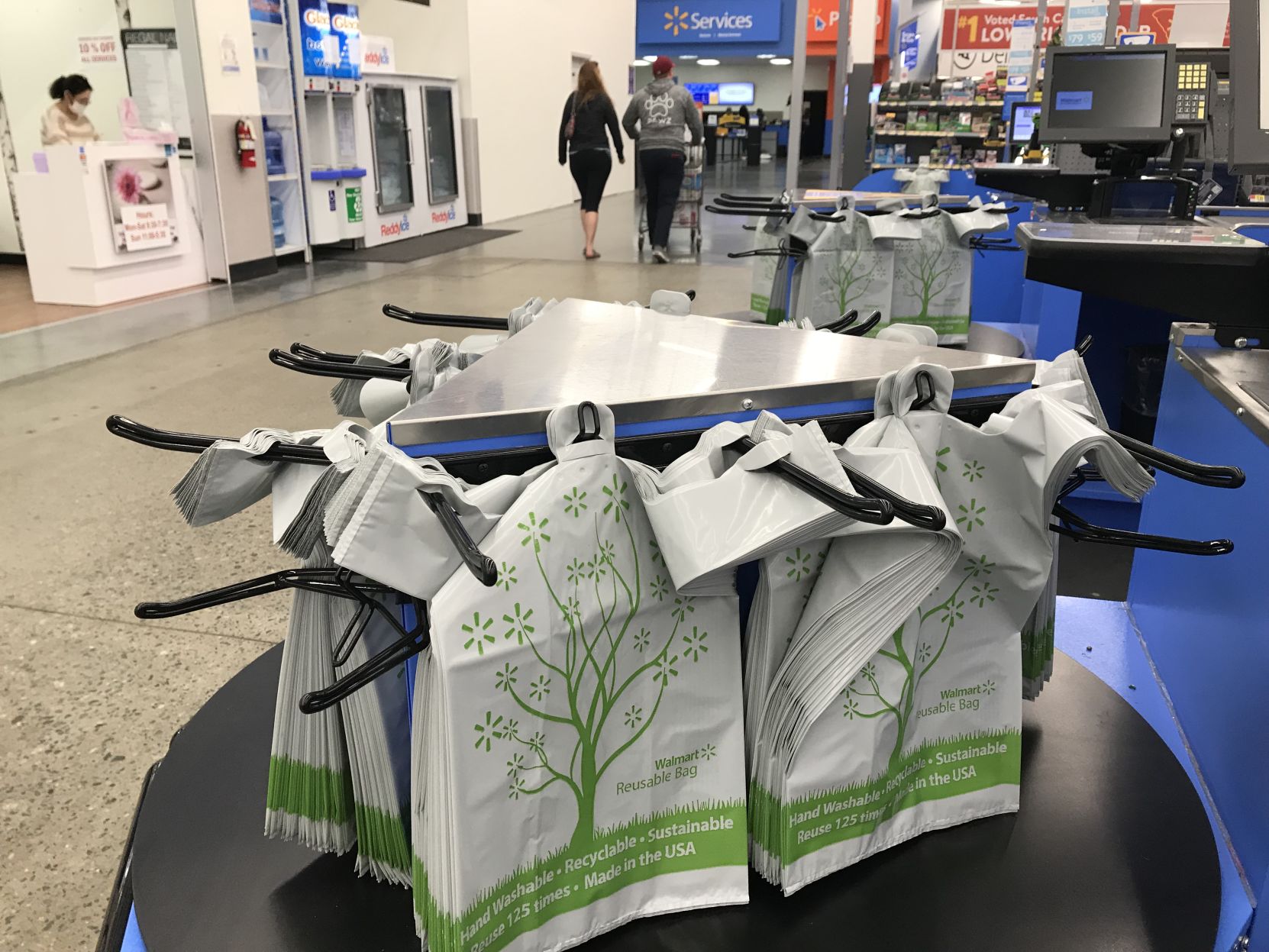 Walmart, Target & CVS Establish Alliance To Replace Plastic Bags