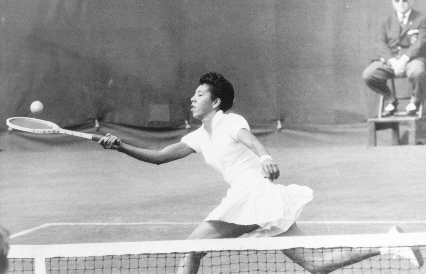 Trailblazing SCborn athlete Althea Gibson remembered at Charleston Trailblazing SCborn athlete Althea Gibson remembered at Charleston