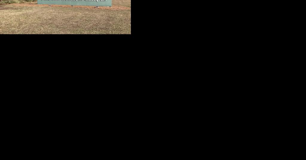 2 secretive SC land deals near the goal line | Business - Vimarsana News