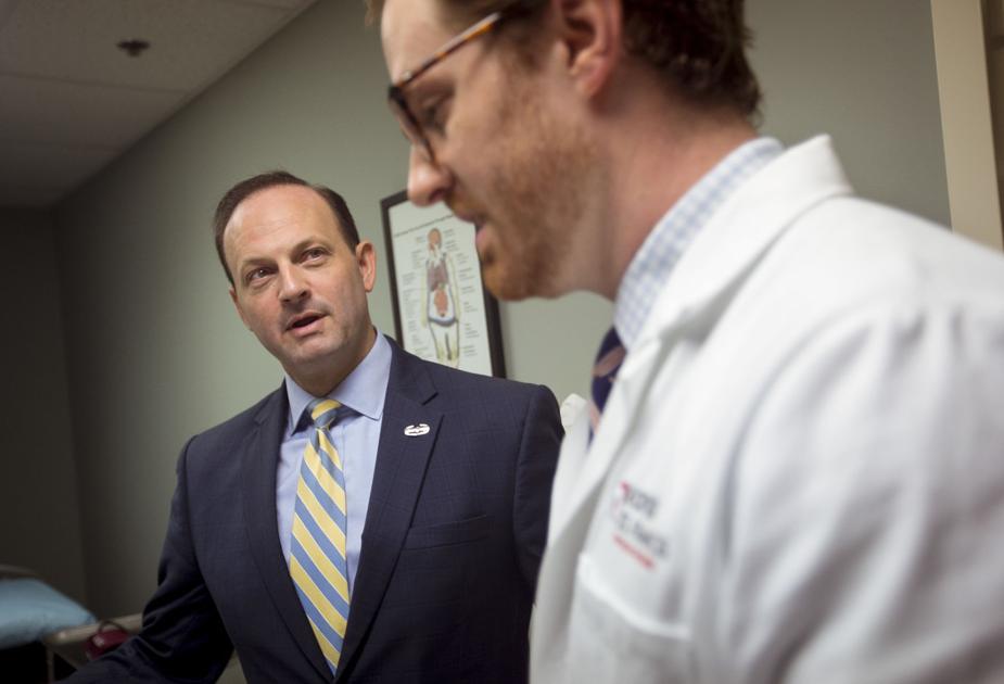 As deaths in SC climb, weight loss surgeons cut opioid