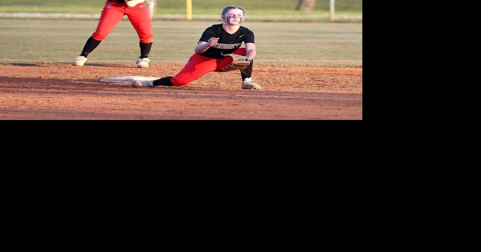 5 seniors play their final softball game for Stratford