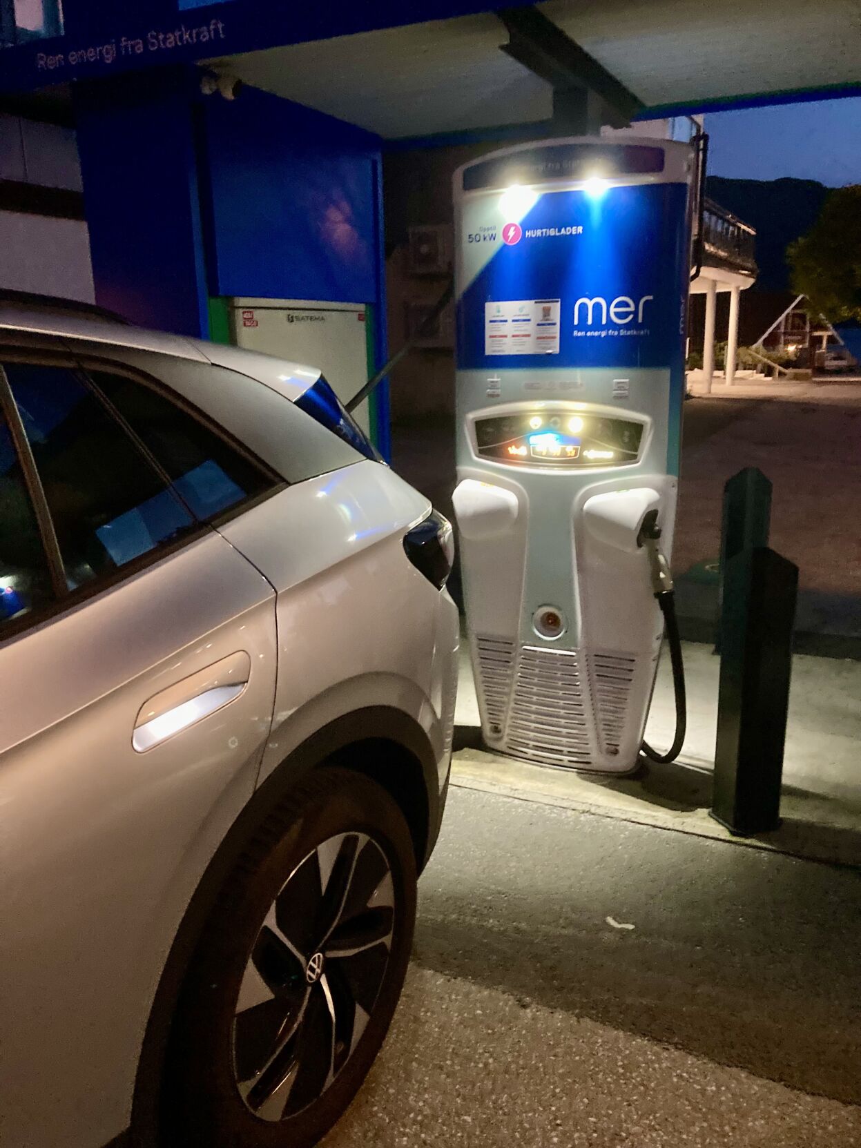 Renting an electric car in Norway has pros and cons Features