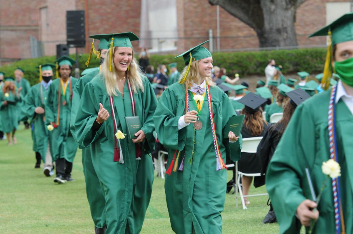 2 shsgrad (66).JPG