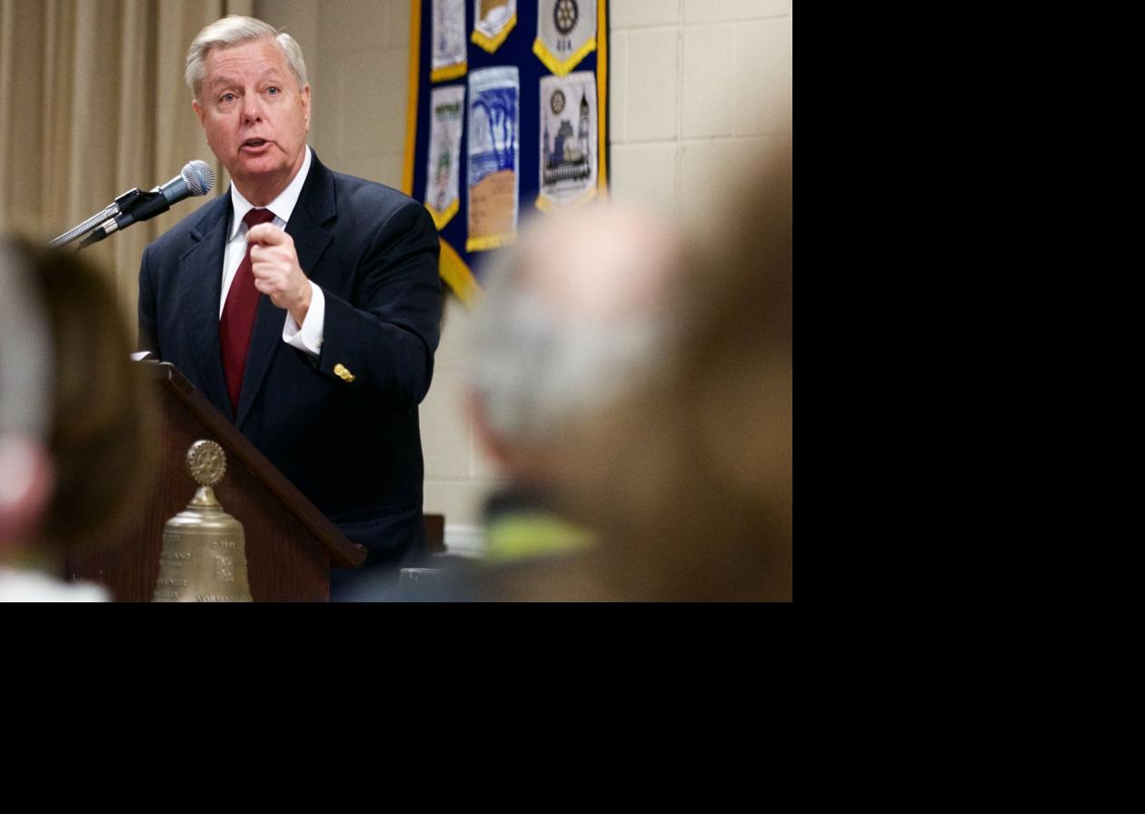 Sen Lindsey Graham Wants Nuclear Renaissance Thinks Republican Memo Has No Mueller Consequence News Postandcourier Com
