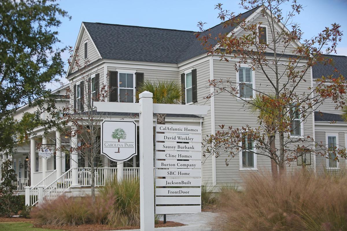 What S New Homeowners Look To Customized Plans Modern Efficiencies When Building In Removed Enclaves Or Amenities Rich Communities Jim Parker Postandcourier Com