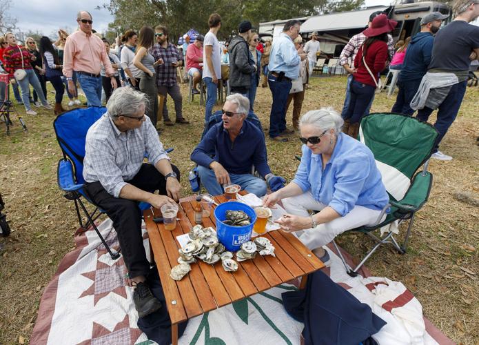 Photos Steaming oysters by the tons eaten by thousands at Lowcountry