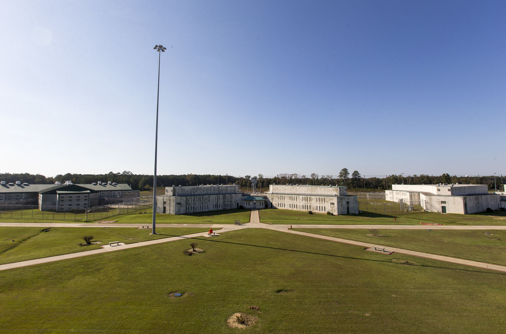 Charges filed in SC s Lee prison riot 2 years after 7 inmates died