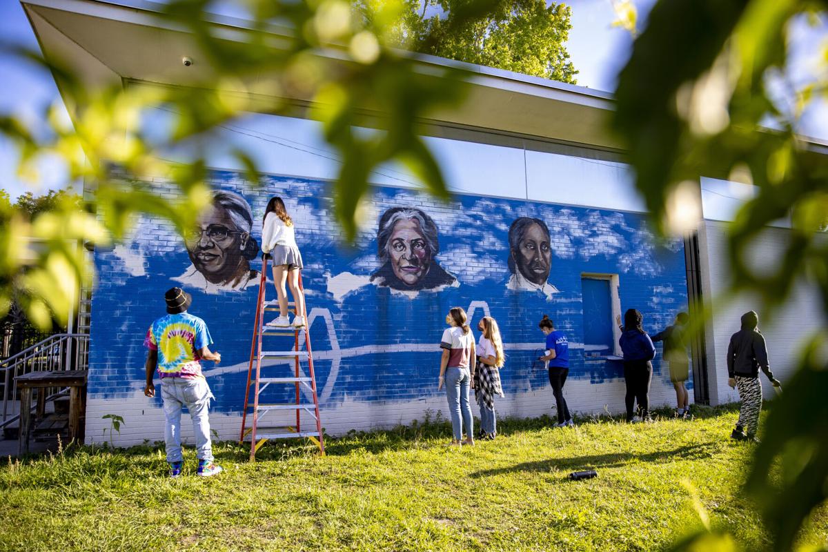 mural10.JPG