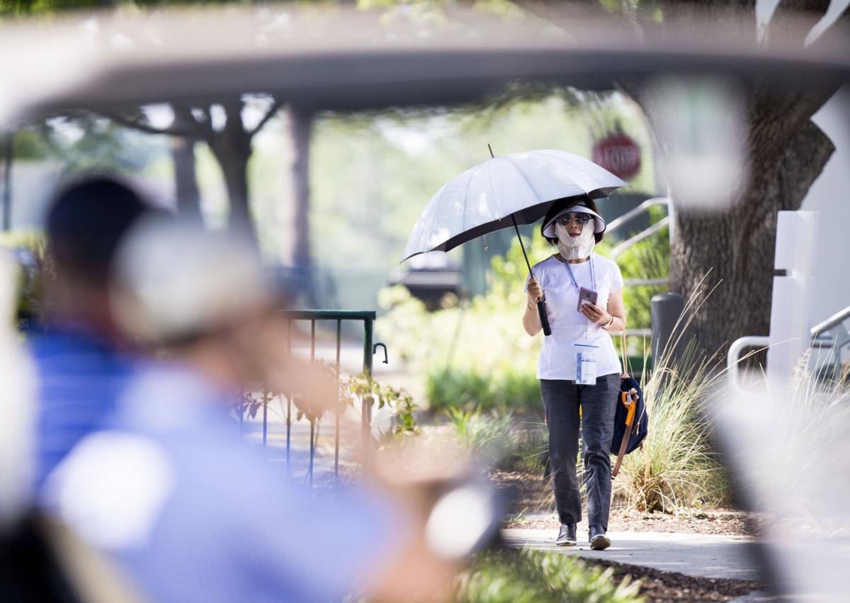 Umbrella Hannah Shin.jpg