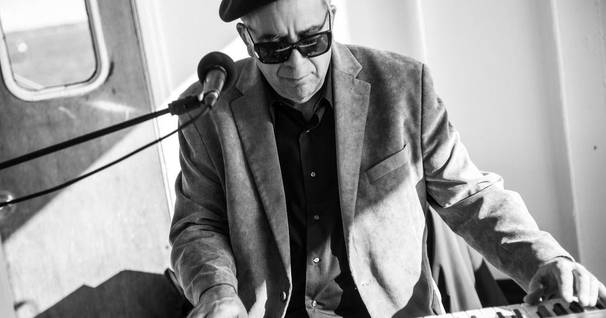 Charleston's Shrimp City Slim receives the state's top civilian honor for a lifetime of blues