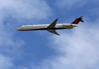 flights from chs to lga