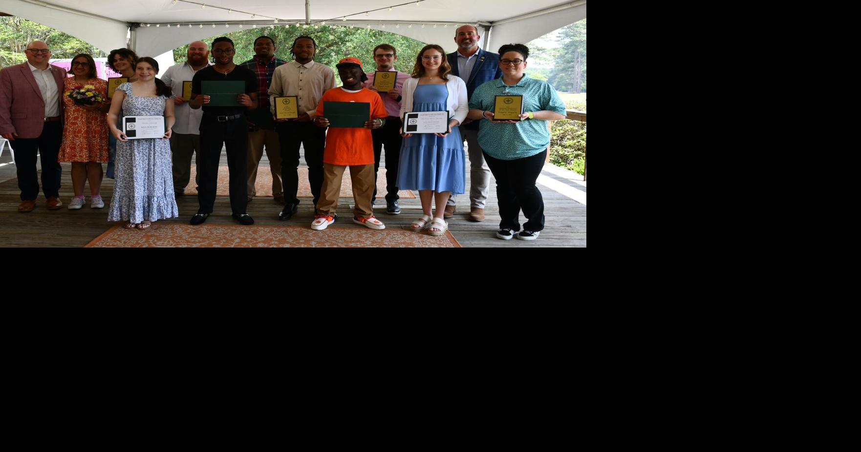 Mayor’s Committee on Employment of People with Disabilities awards scholarships and community honors