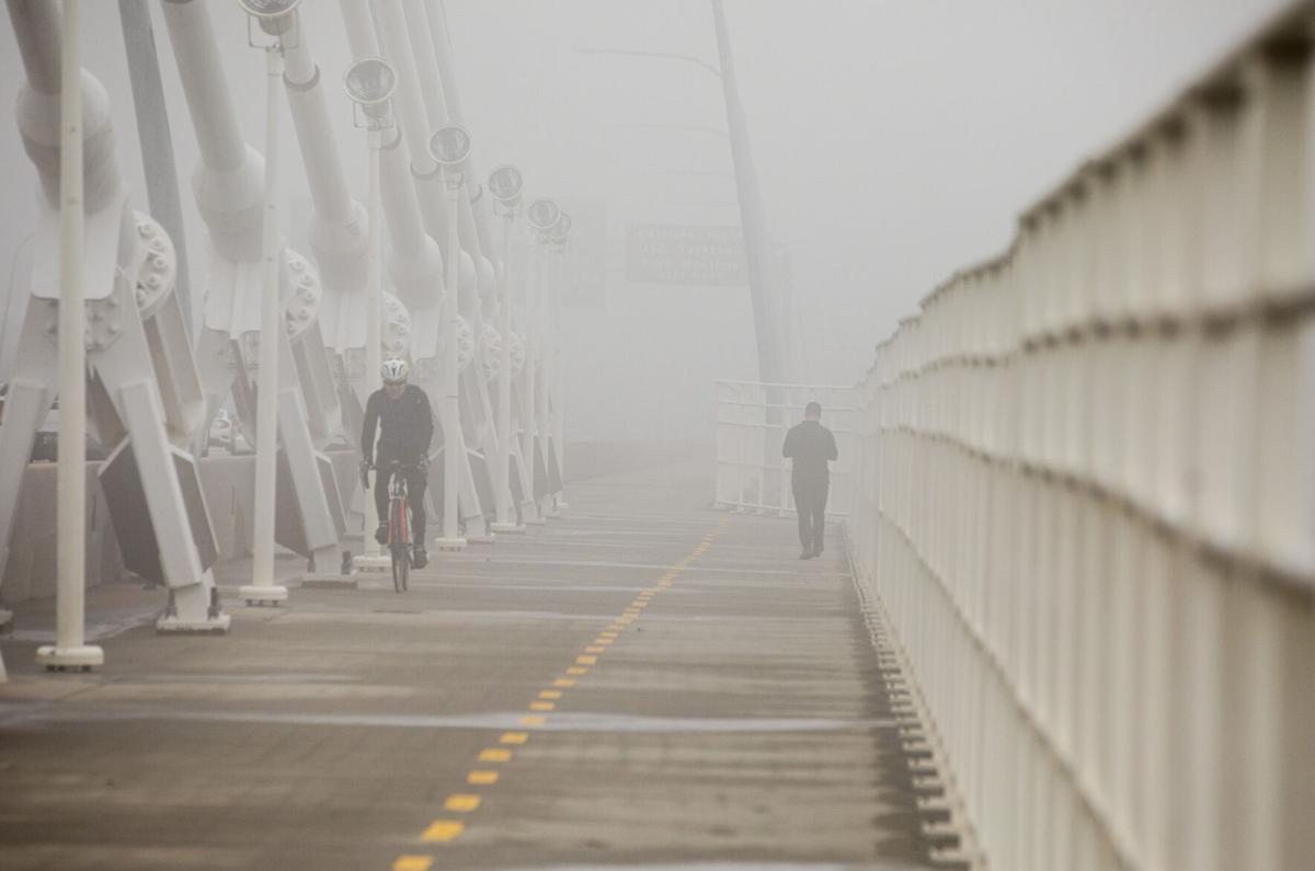 FOGGY WEATHER11.JPG