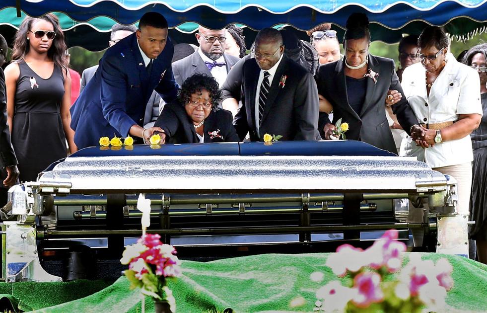 Walter Scott funeral yhyh yh | Archives | postandcourier.com - 981 x 630 jpeg 150kB