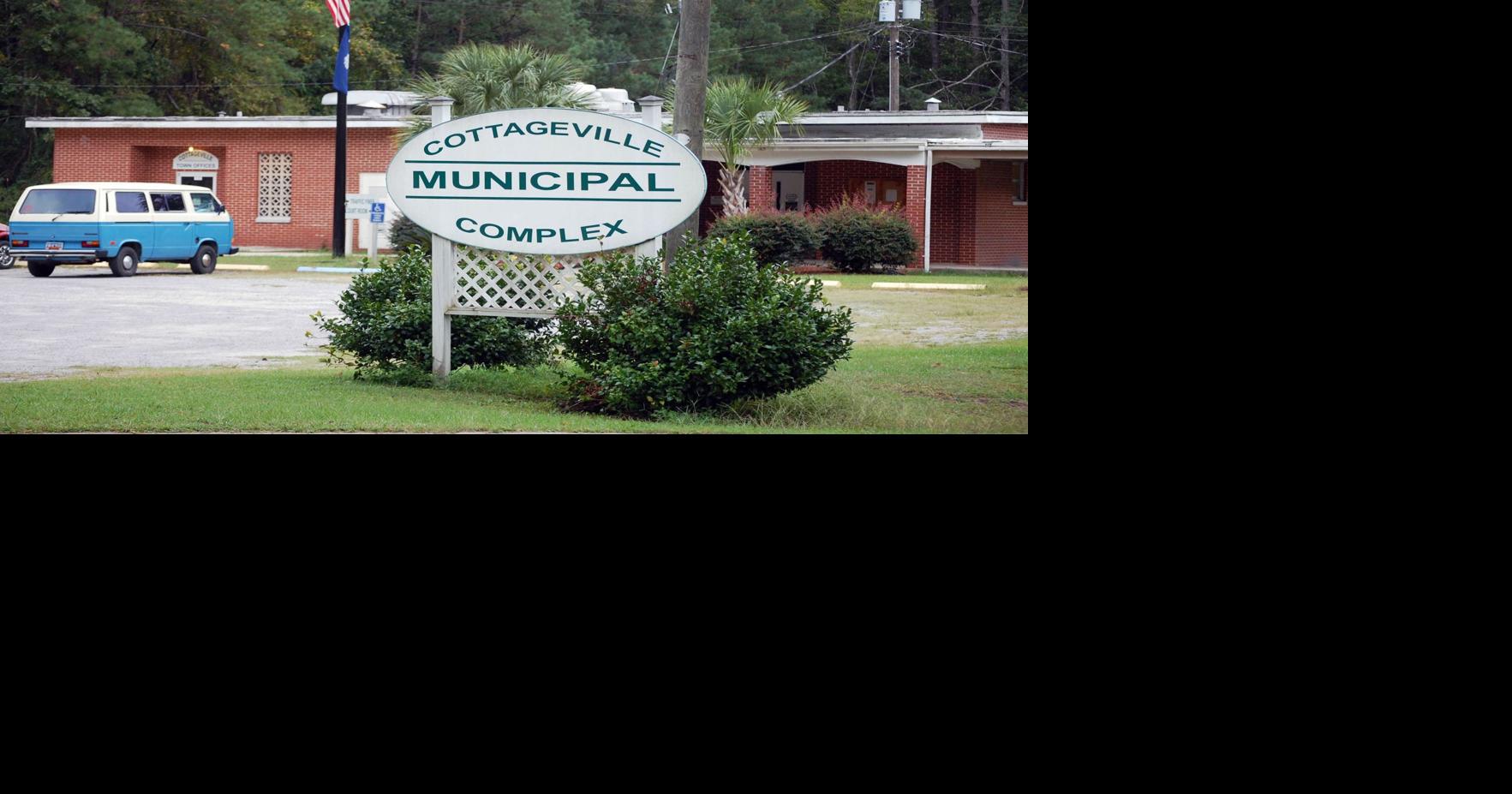 In rural Colleton County, Cottageville aims to be South Carolina's