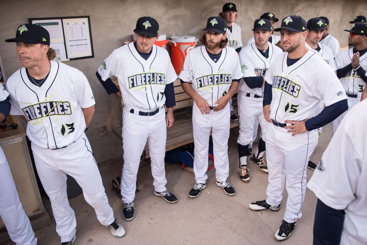 Tim Tebow S Week Included Struggles At Plate Big Catch For Columbia Fireflies Sports Postandcourier Com