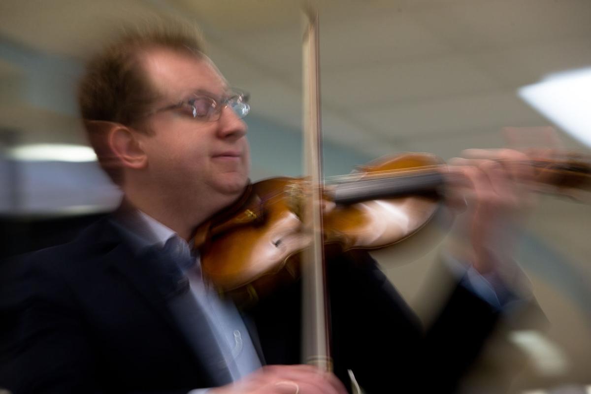 Violin08.JPG