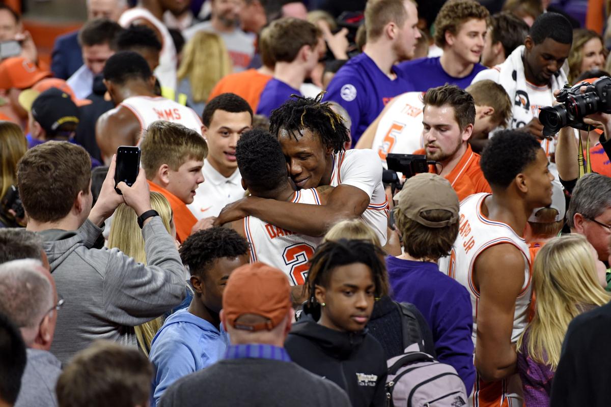 Clemson Men Upset No 6 Fsu Earn Third Top Six Win Clemson Postandcourier Com