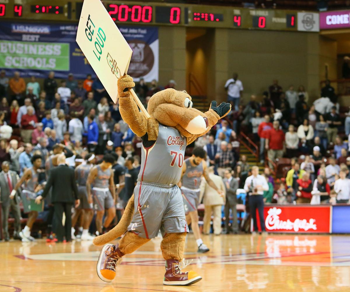 College of Charleston extends home win streak to 22 games | Sports