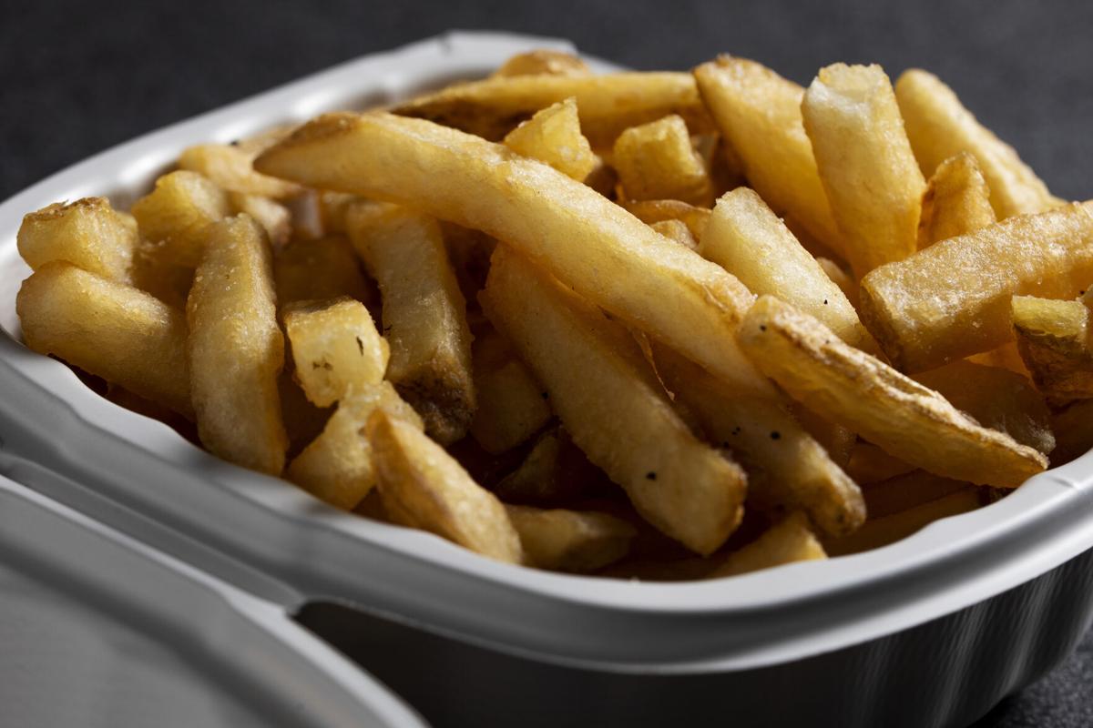 Charleston Restaurant Owners Fighting Back During Pandemic Feel Defeated By Delivery Fries Blogs Postandcourier Com