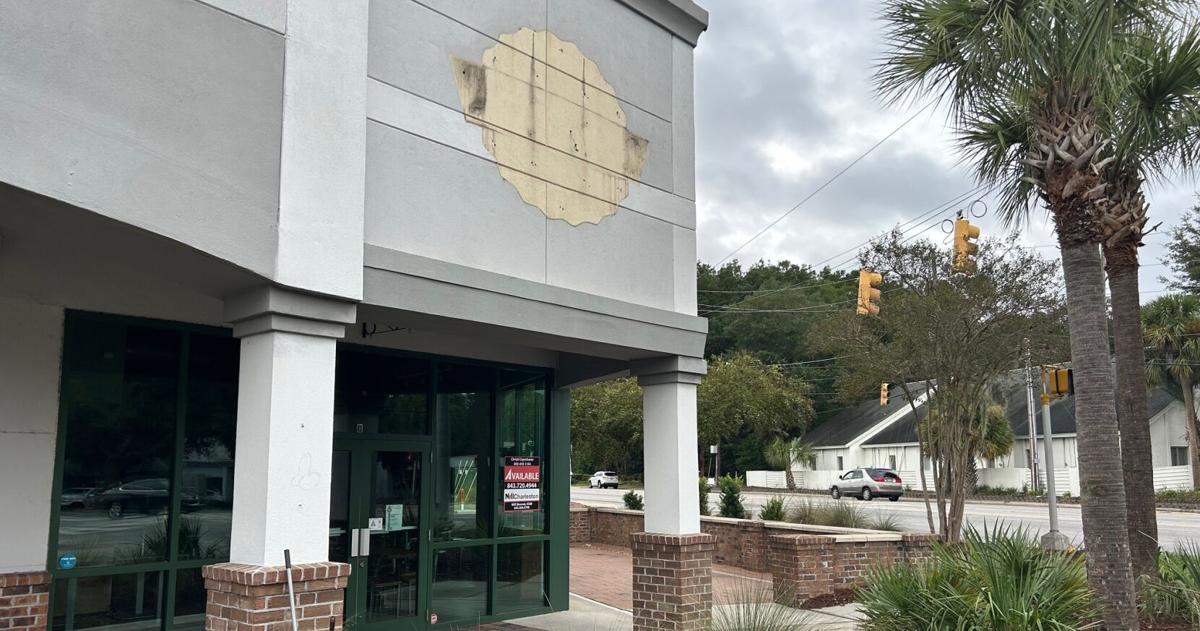 Cracker Barrel-owned biscuit chain closes on James Island; Serena & Lily ...