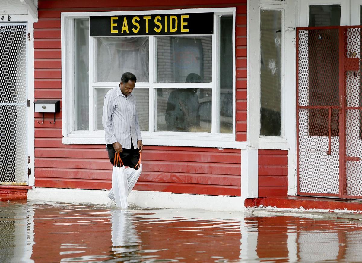 King tide flooding