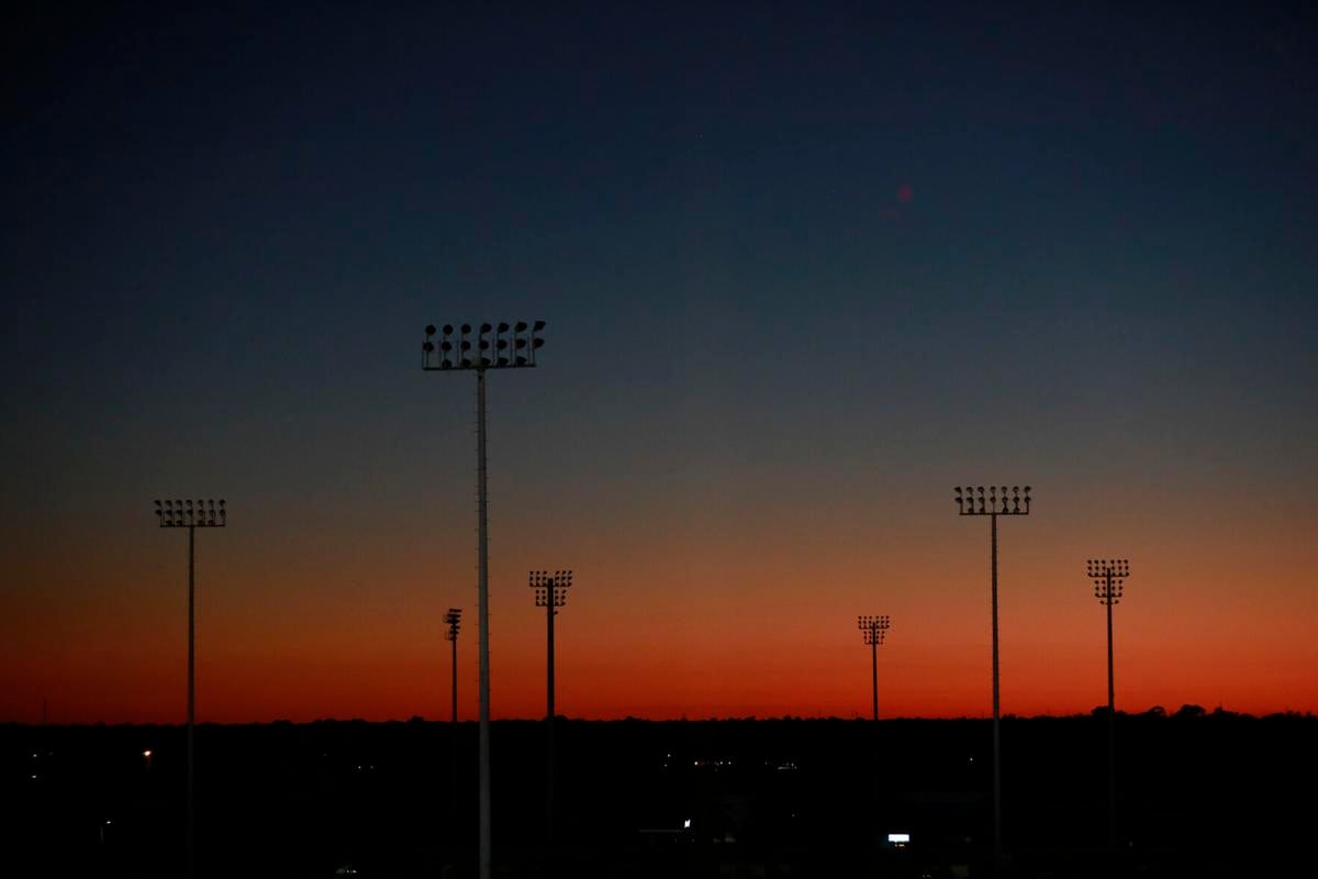 oceanside football_7.jpg
