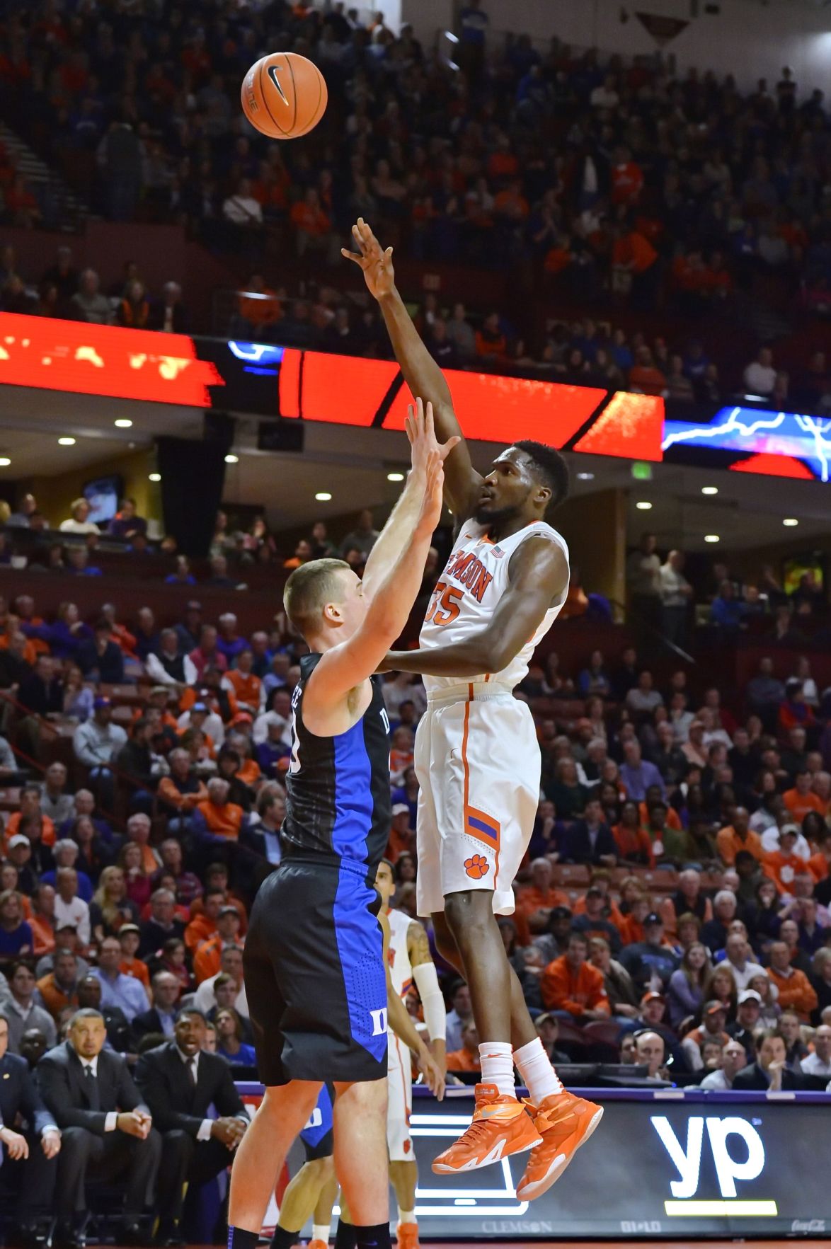 Clemson topples Duke