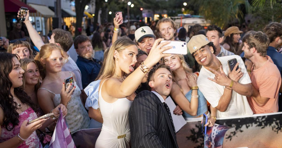 The Pogues and the Kooks stormed Charleston for the 'Outer Banks' Season 4 ...