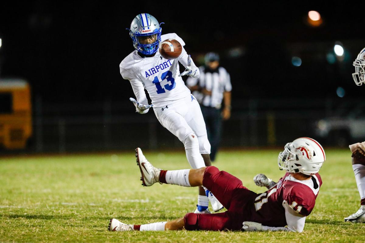 SAHSfoot_vs_AirHS_10-16-20_0104.jpg