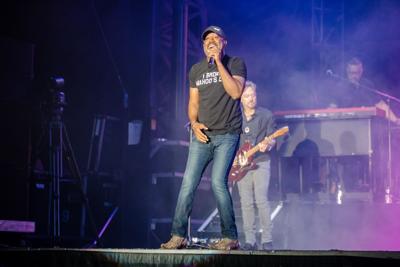 Darius Rucker back on for CCSD's first back-to-school bash