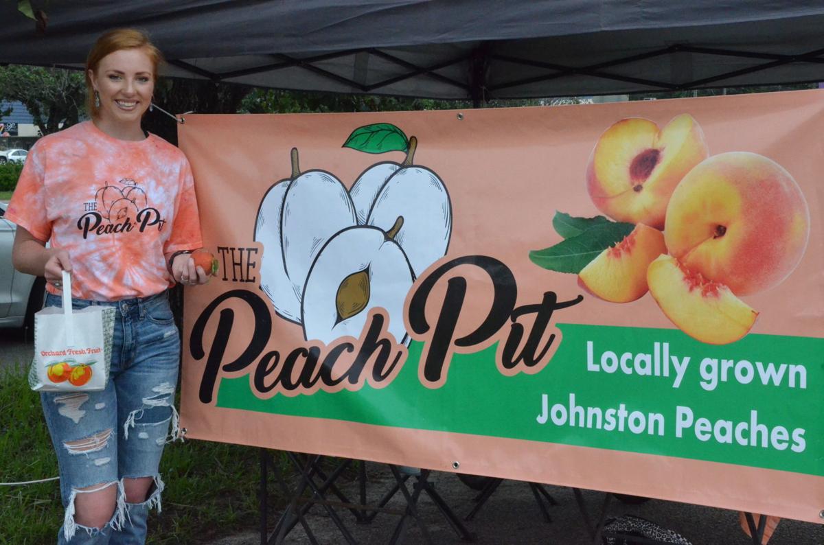 Peach Stand Returns To Whiskey Road For The Summer News Postandcourier Com