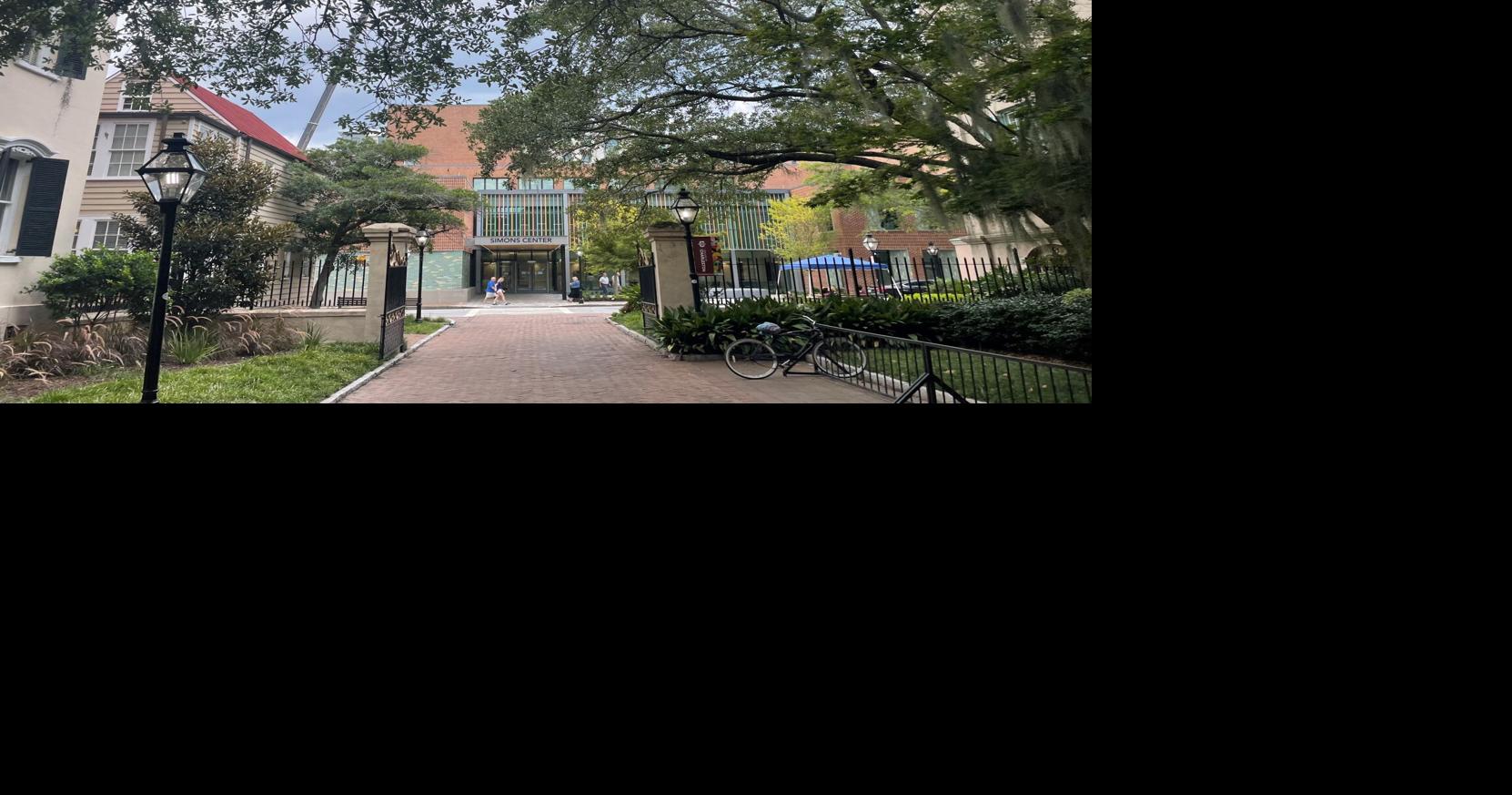College of Charleston's Simons Center for the Arts debuts