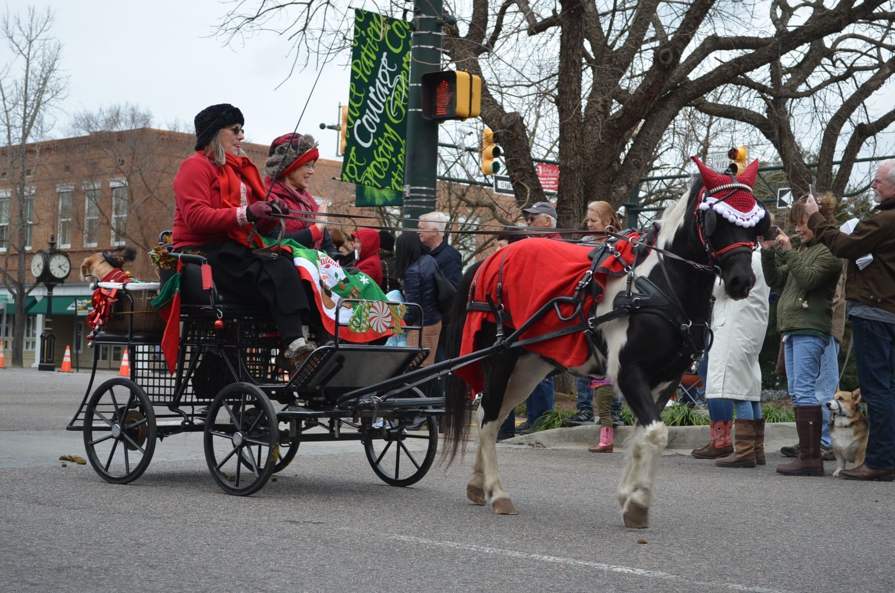 Hoofbeats And Christmas Carols Parade Decks Downtown Aiken With Holiday ...