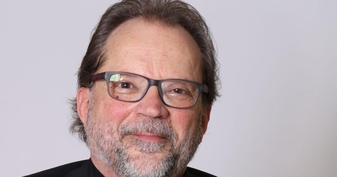 Longtime Charleston radio DJ and Lowcountry Music Hall of Famer has died