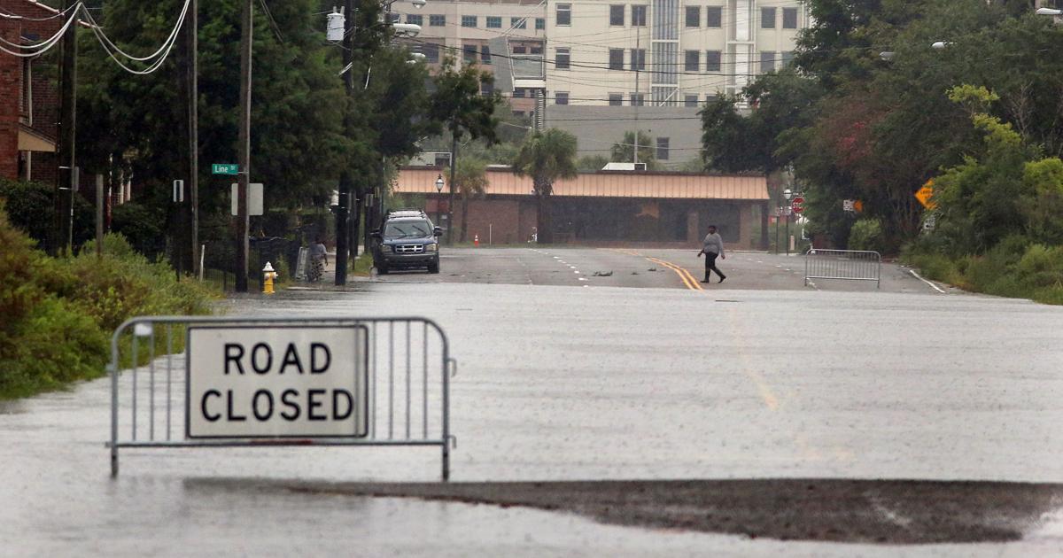 Which Charleston area schools, governments are closed and which are