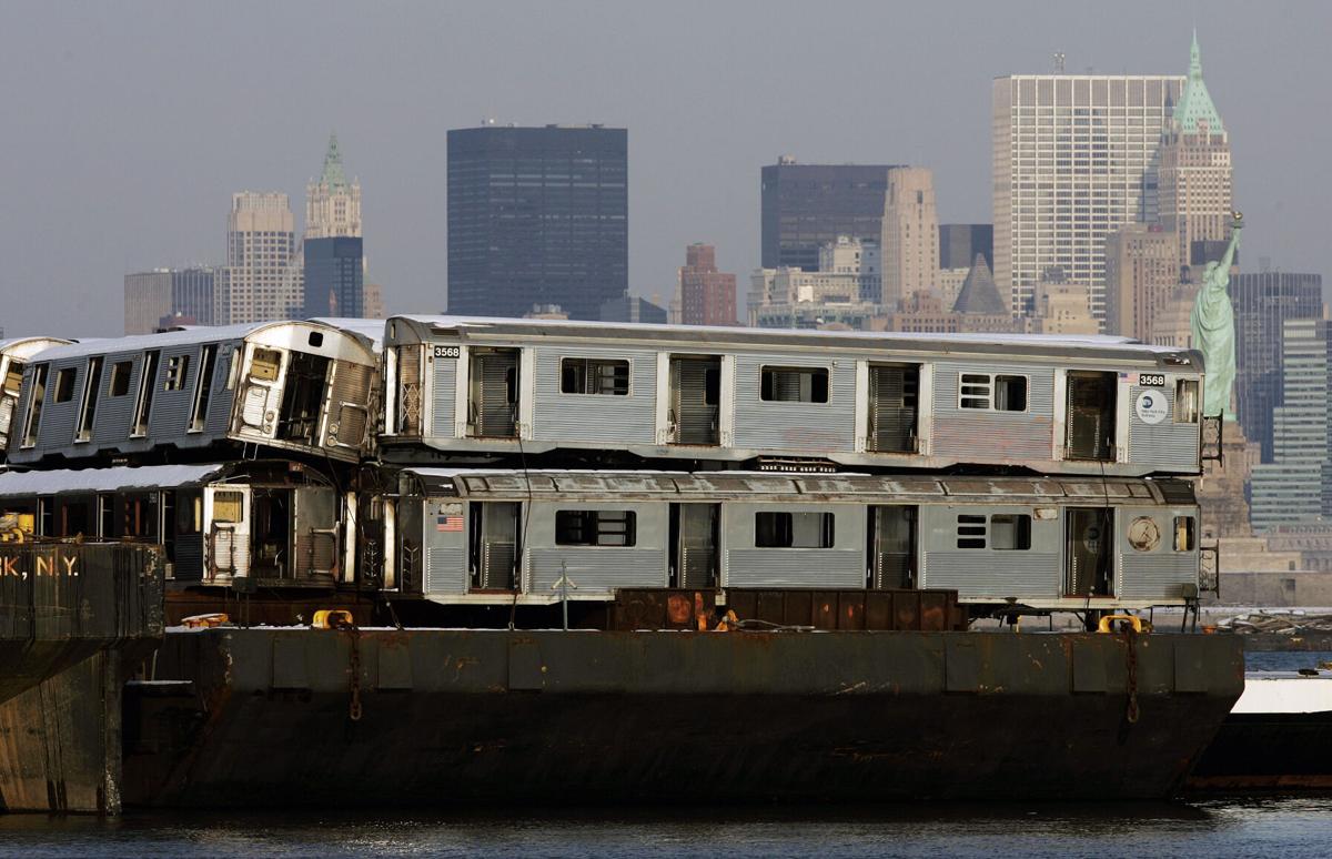 20 years ago, SC reef system added NYC subway cars. Today, sea life  'passengers' thrive., image size:1200x774