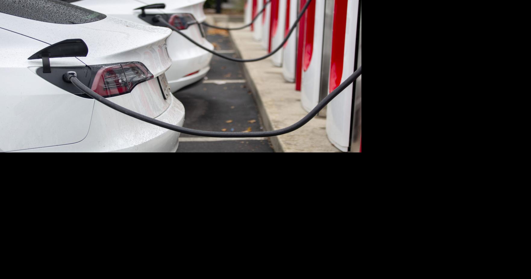 Man accused of setting North Charleston Tesla charging station on fire pleads guilty