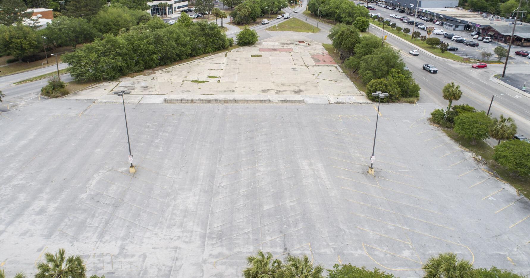West Ashley Piggly Wiggly redevelopment plan could come down to narrow City Council vote - Vimarsana News