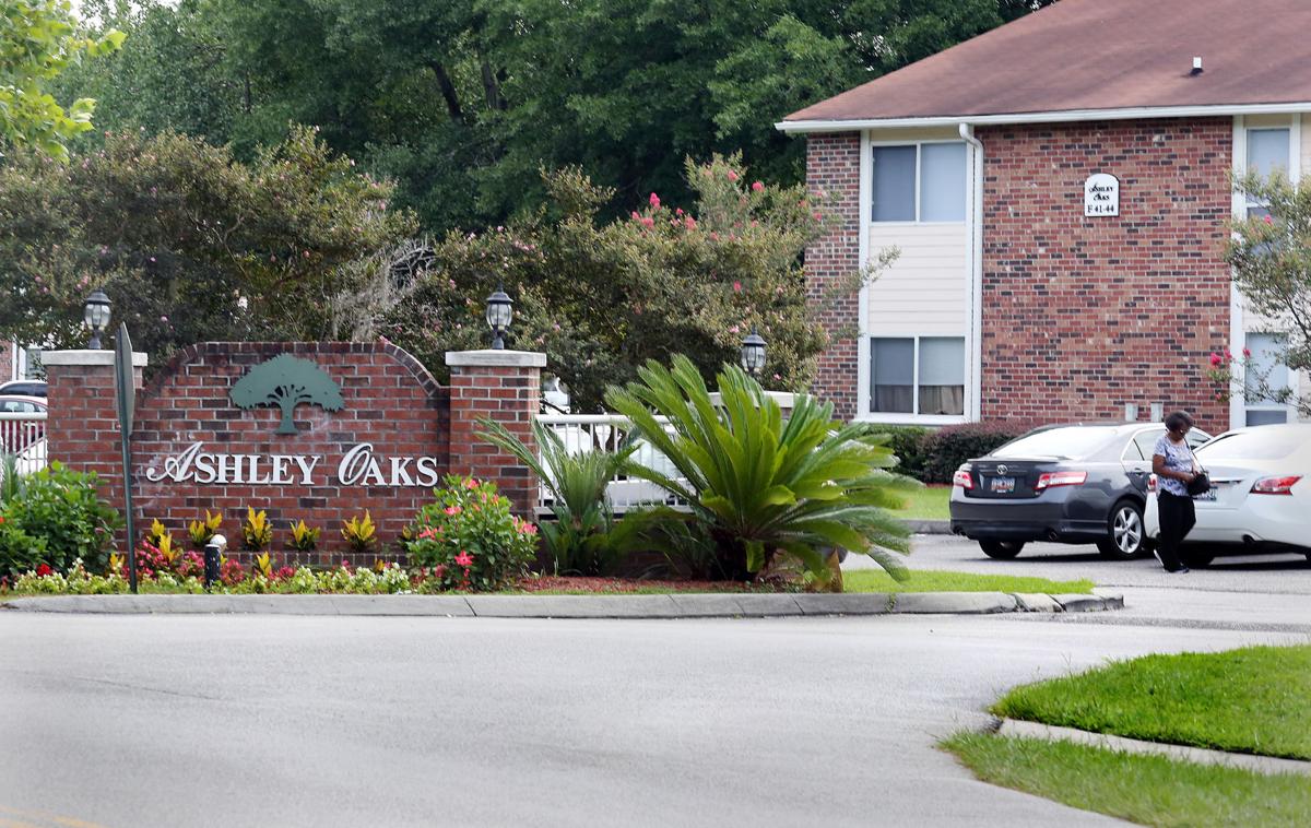 After Two Teens Are Killed West Ashley Community Grapples With Anxiety News Postandcourier Com