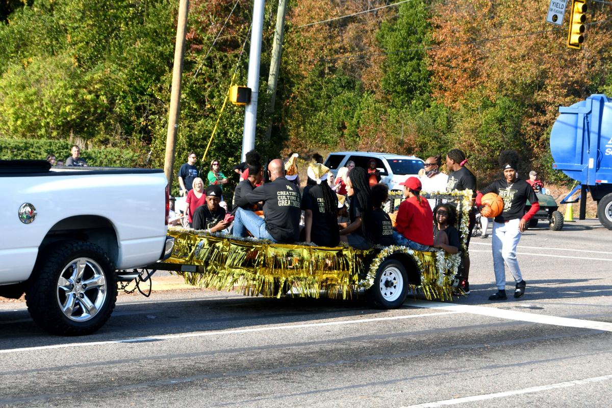 NAChristmasParade_Winn18.jpg