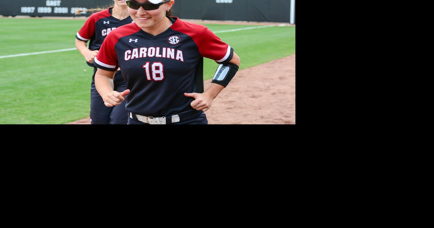 Gamecocks' outfielder chases fly balls and criminals in Columbia