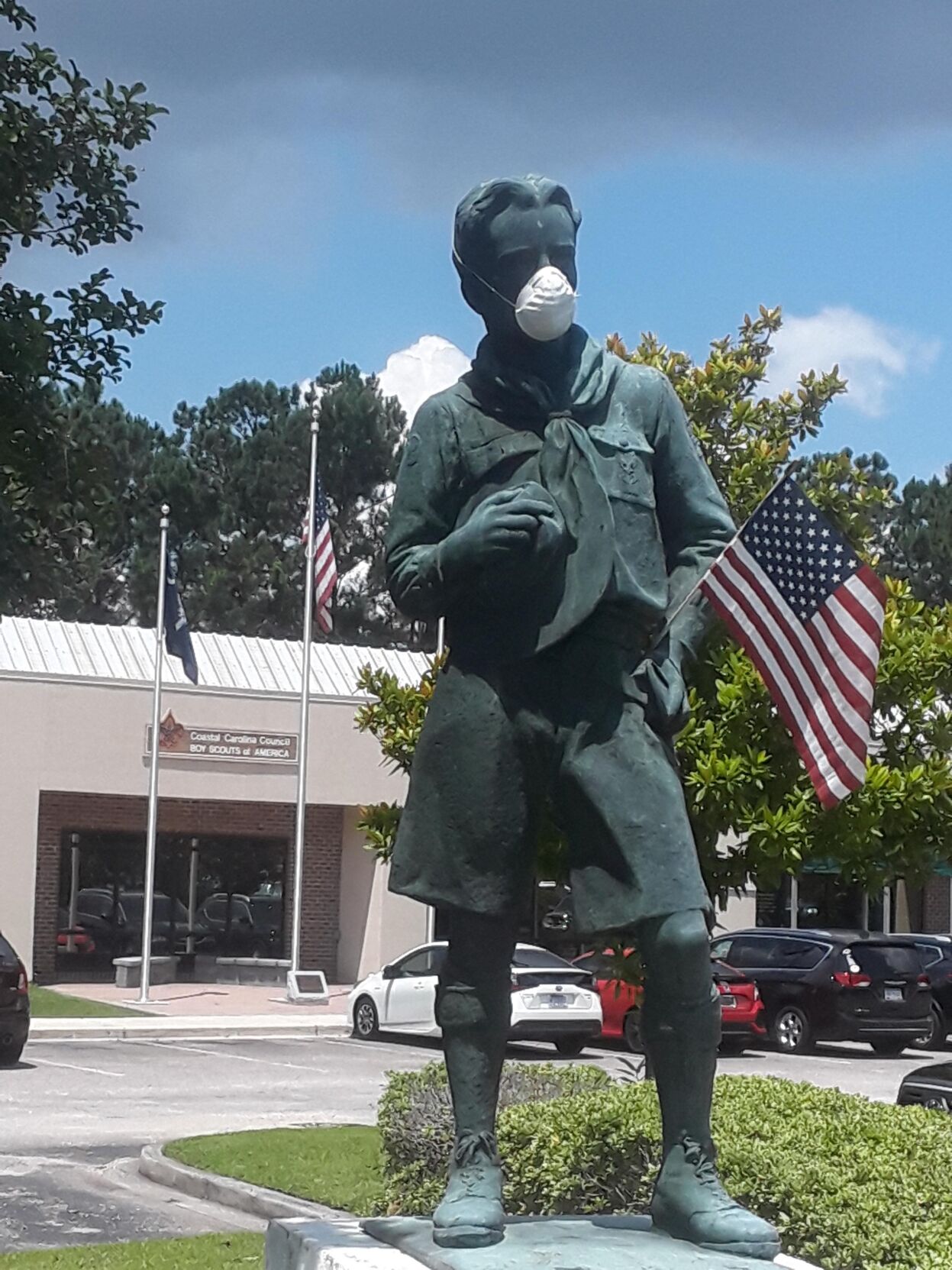 Local Boy Scout chapter increases reward for missing 1,000-pound statue ...