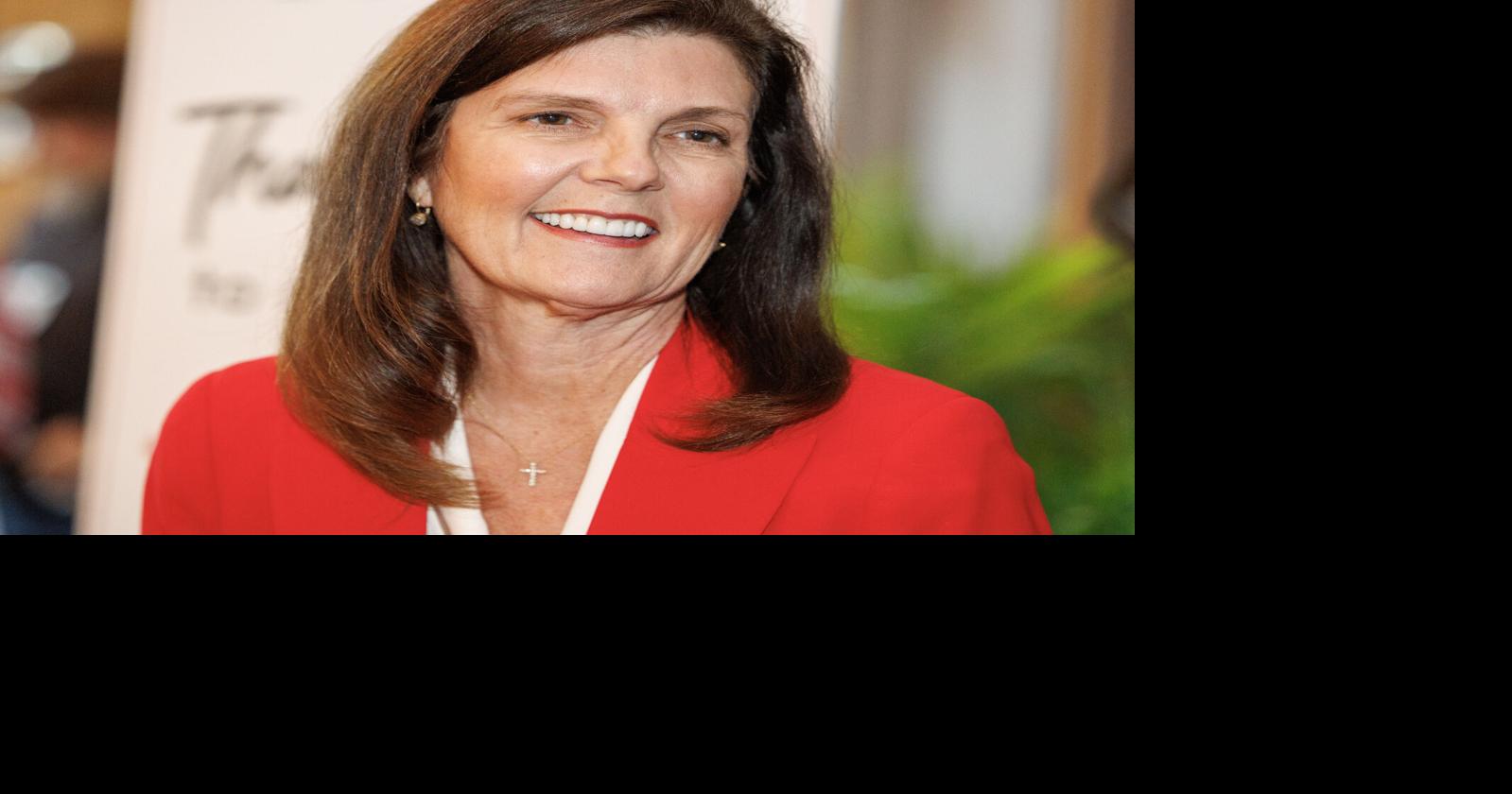 Friday night bombshell: Donald Trump endorses Pamela Evette for governor of South Carolina